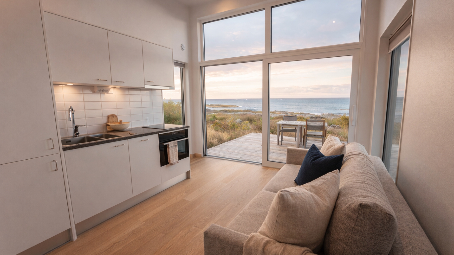 Interiört attefallshus med kök