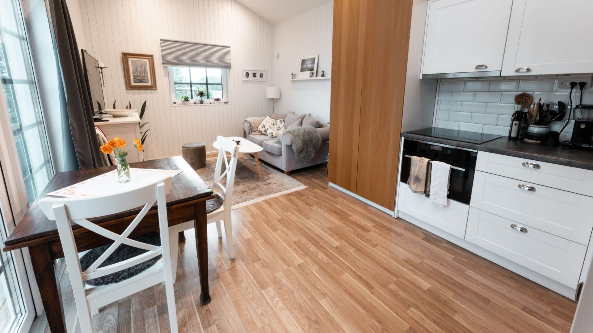 Attefallshus allrum med kök